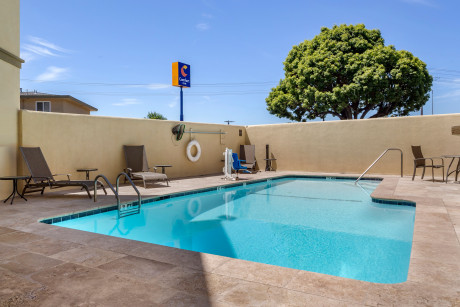 Comfort Inn Sunnyvale - Swimming Pool